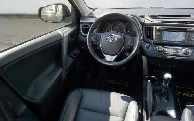 Toyota RAV4 cena 54900 przebieg: 137680, rok produkcji 2014 z Działdowo małe 781